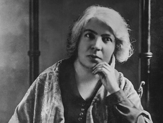 Grazia Deledda: A Voz da Sardenha na Literatura Italiana