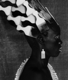 Zanele Muholi: a fotógrafa que luta pela dignidade