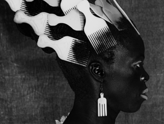 Zanele Muholi: a fotógrafa que luta pela dignidade